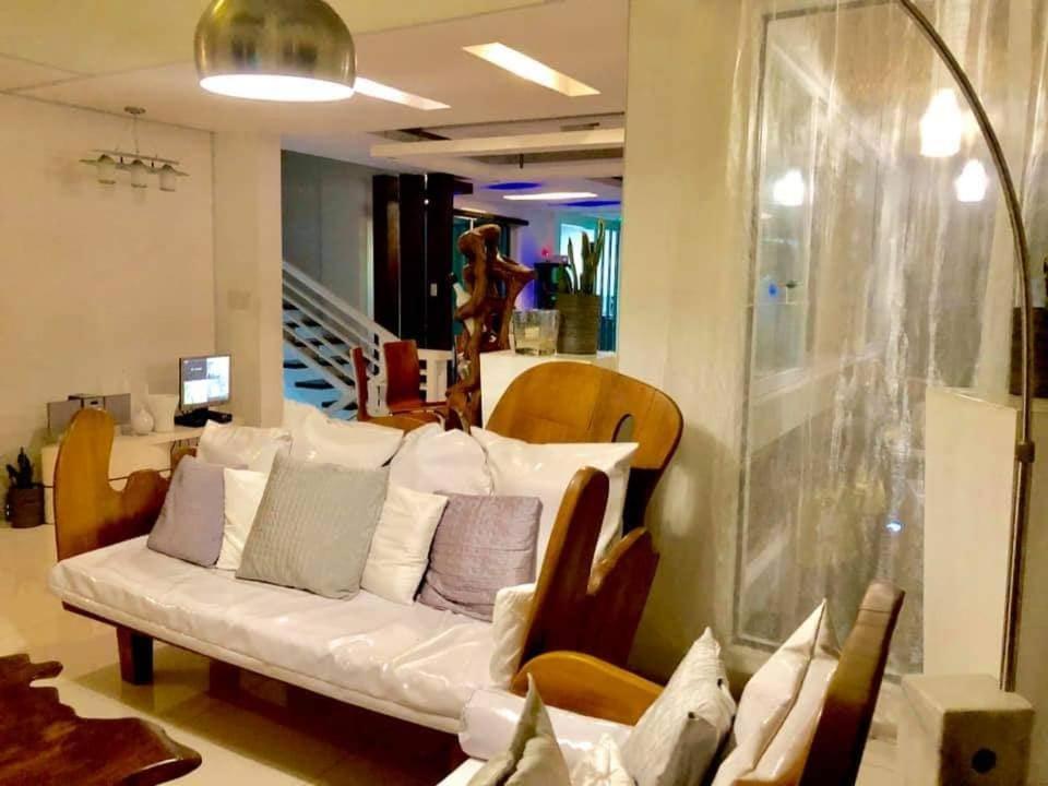 Date & Dine Resort Antipolo Zewnętrze zdjęcie