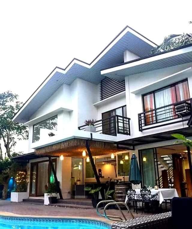 Date & Dine Resort Antipolo Zewnętrze zdjęcie